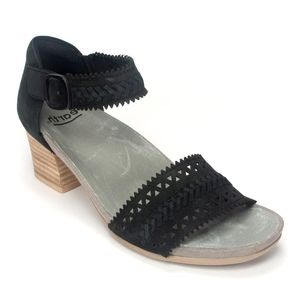 Earth Seneca sandals leather Women 9